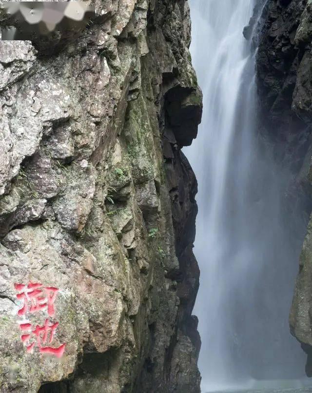小魔仙跳舞